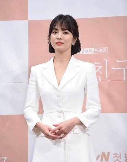 宋慧乔韩国最新爆料,揭秘她的私生活与事业新动向 第2张 宋慧乔韩国最新爆料,揭秘她的私生活与事业新动向 第2张